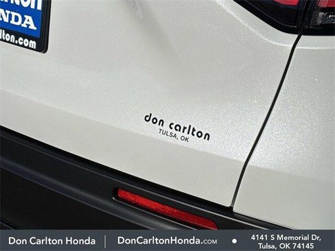 New 2026 Honda HR-V LX image 8