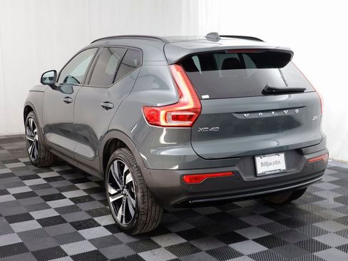 Used 2026 Volvo XC40 B5 Ultra w/ Climate Package image 16