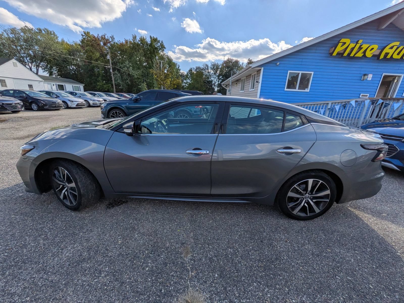 Used 2020 Nissan Maxima 3.5 SV w/ Floor Mat Group FWD image 2