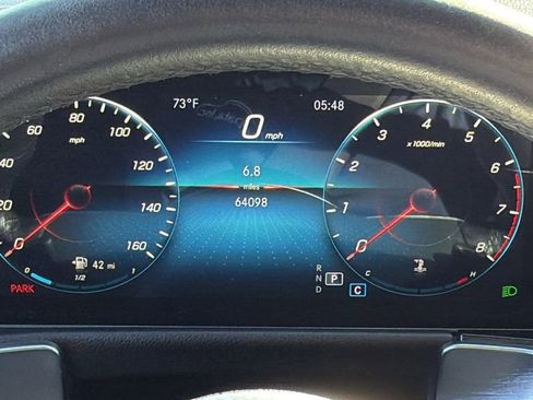 Used 2021 Mercedes-Benz GLB 250 image 25