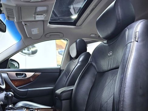 Used 2011 INFINITI FX35 2WD w/ Premium Pkg image 33