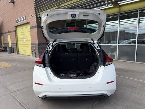 Used 2025 Nissan Leaf S FWD image 34