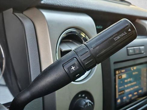 Used 2011 Ford F150 XLT w/ XLT Chrome Pkg image 18