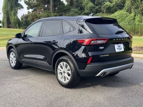 Used 2025 Ford Escape Active AWD/4WD image 9