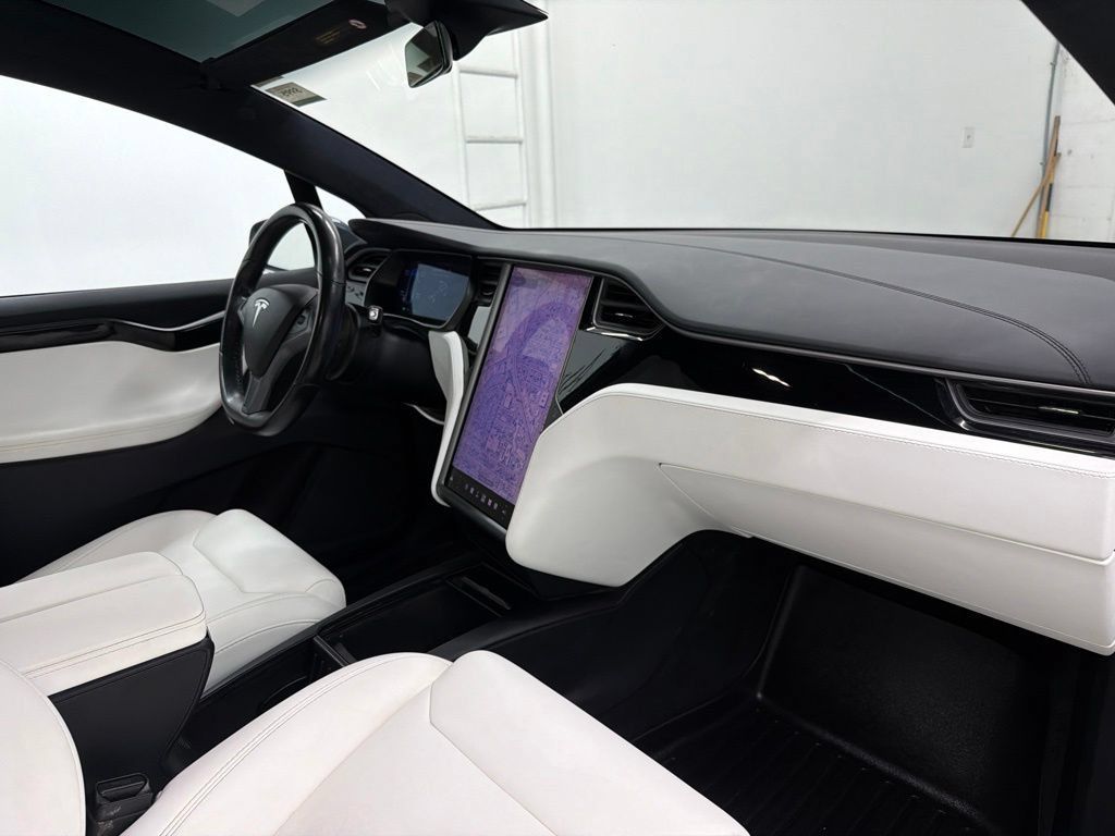 Used 2019 Tesla Model X Performance AWD/4WD image 30
