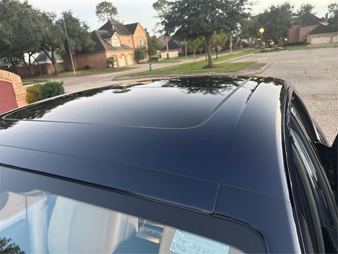 Used 2015 Rolls-Royce Ghost image 12