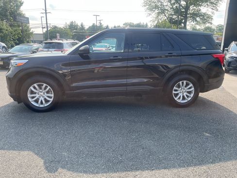Used 2021 Ford Explorer 4WD w/ Class III Trailer Tow Package image 3