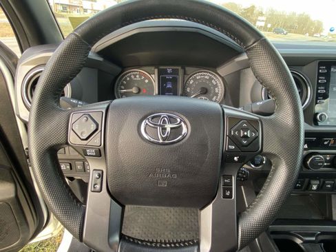 Used 2021 Toyota Tacoma TRD Off-Road w/ TRD Premium Off Road Package image 20