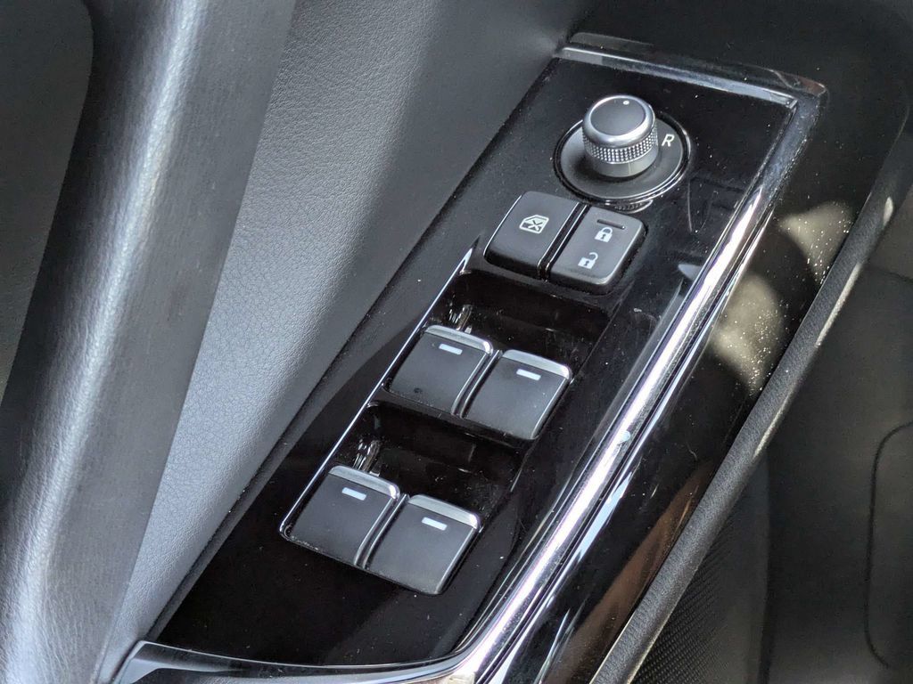 Used 2023 MAZDA CX-9 Touring Plus AWD/4WD image 29