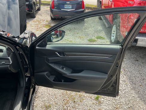 Used 2021 Honda Accord EX-L image 15