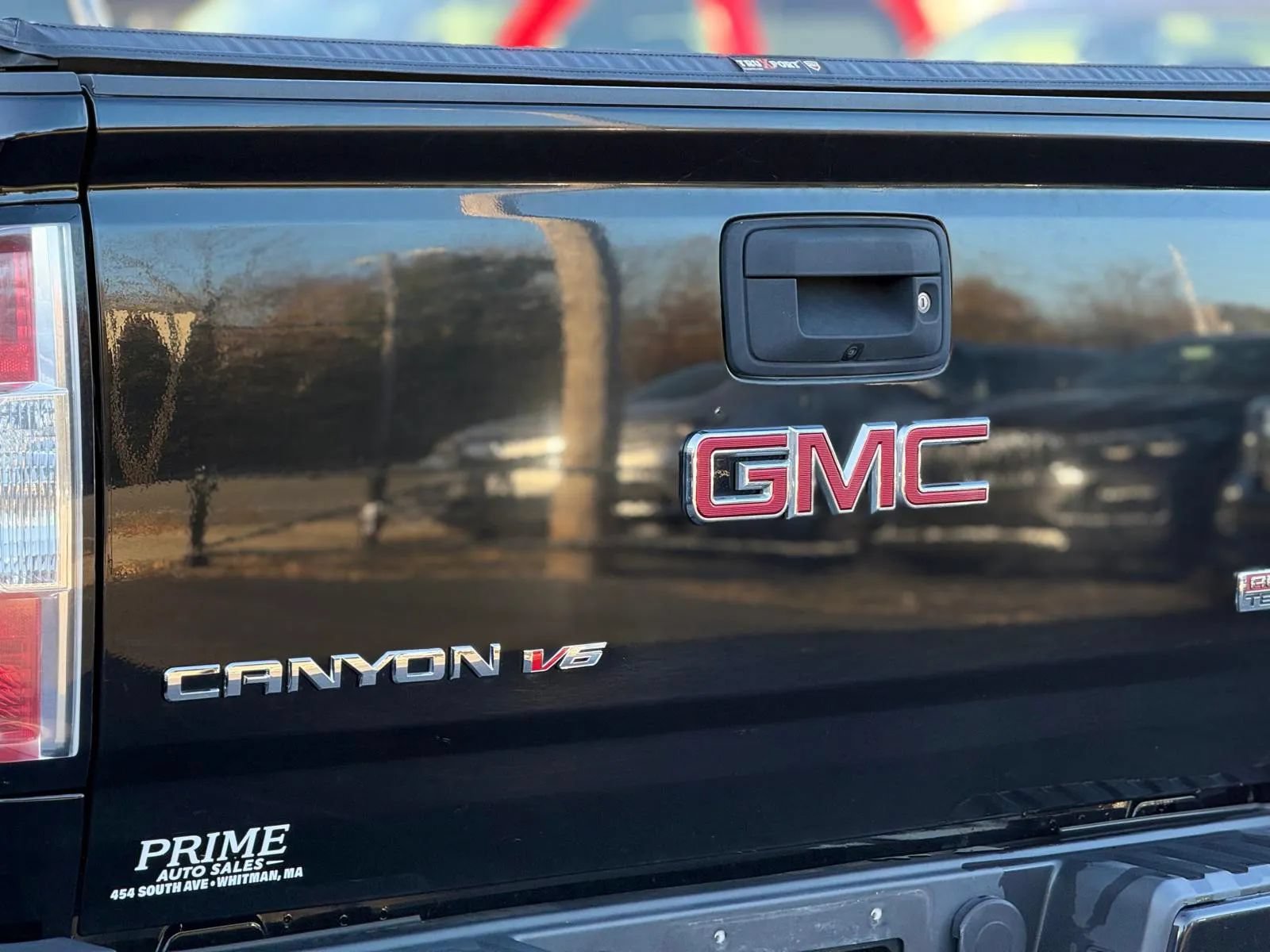 Used 2018 GMC Canyon All Terrain w/ Trailering Package AWD/4WD image 9