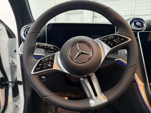 New 2026 Mercedes-Benz GLC 300 image 15