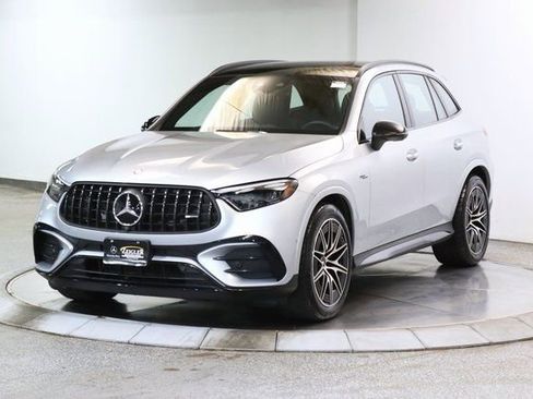 Used 2025 Mercedes-Benz GLC 43 AMG 4MATIC w/ Driver Assistance Package image 13