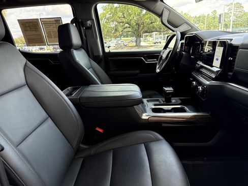 Used 2025 GMC Sierra 1500 Elevation w/ Elevation Premium Package AWD/4WD image 32