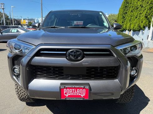 Used 2023 Toyota 4Runner SR5 Premium AWD/4WD image 3