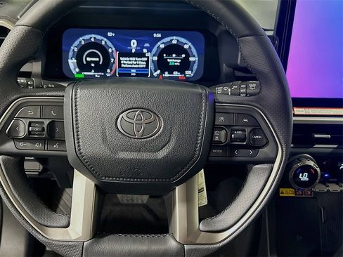 New 2025 Toyota 4Runner Limited image 11