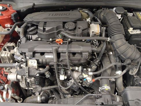 Used 2022 Hyundai Elantra N Line image 30