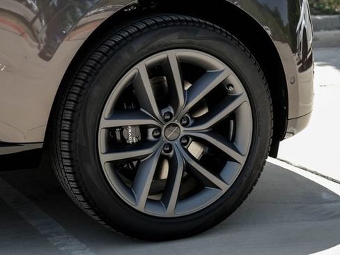 New 2026 Land Rover Range Rover SE AWD/4WD image 72