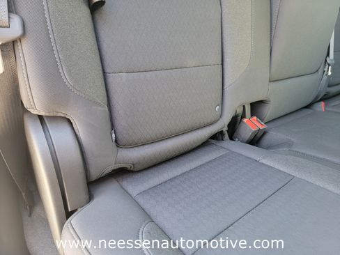 Used 2022 GMC Sierra 1500 Elevation w/ Preferred Package image 12