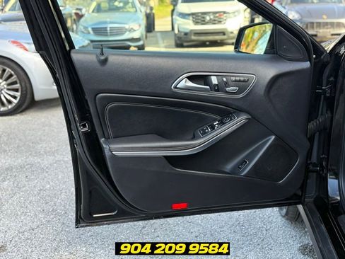 Used 2020 Mercedes-Benz GLA 250 image 10