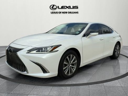 Used 2020 Lexus ES 350 350 w/ Accessory Package 2 image 3