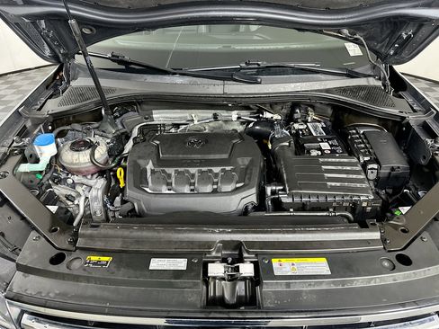 Used 2023 Volkswagen Tiguan SE image 31