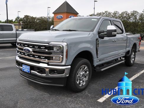 New 2026 Ford F250 Lariat AWD/4WD image 1
