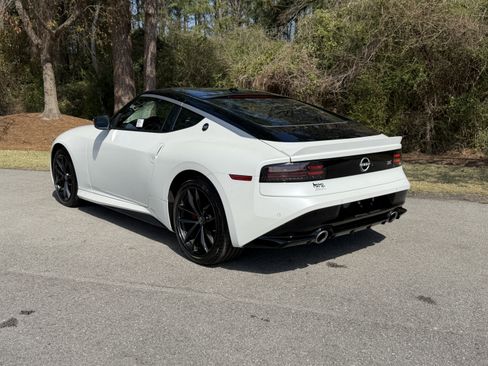 Used 2024 Nissan Z Performance w/ Floor Mat Package image 34