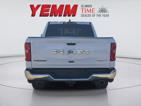Used 2025 RAM 1500 Laramie AWD/4WD image 11