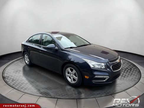 Used 2015 Chevrolet Cruze LT image 7