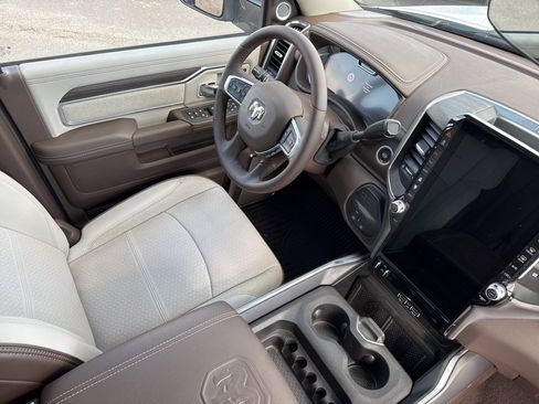 New 2025 RAM 2500 Laramie image 31