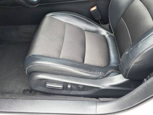 Used 2018 Honda Accord Sport image 13