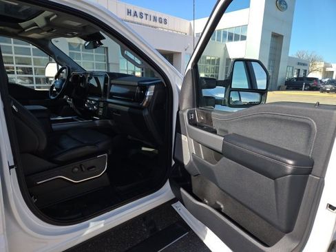 Used 2023 Ford F250 Lariat w/ Lariat Ultimate Package image 43