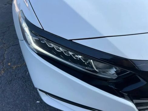 Used 2019 Honda Accord Sport image 33