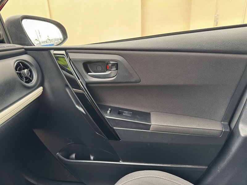 Used 2016 Scion iM FWD image 11