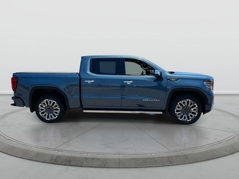 Used 2024 GMC Sierra 1500 Denali Ultimate AWD/4WD image 9