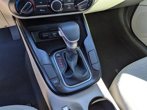 Used 2020 Kia Soul LX image 26