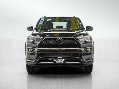 Used 2019 Toyota 4Runner Limited w/ Four Season Floor Mat Package AWD/4WD image 8