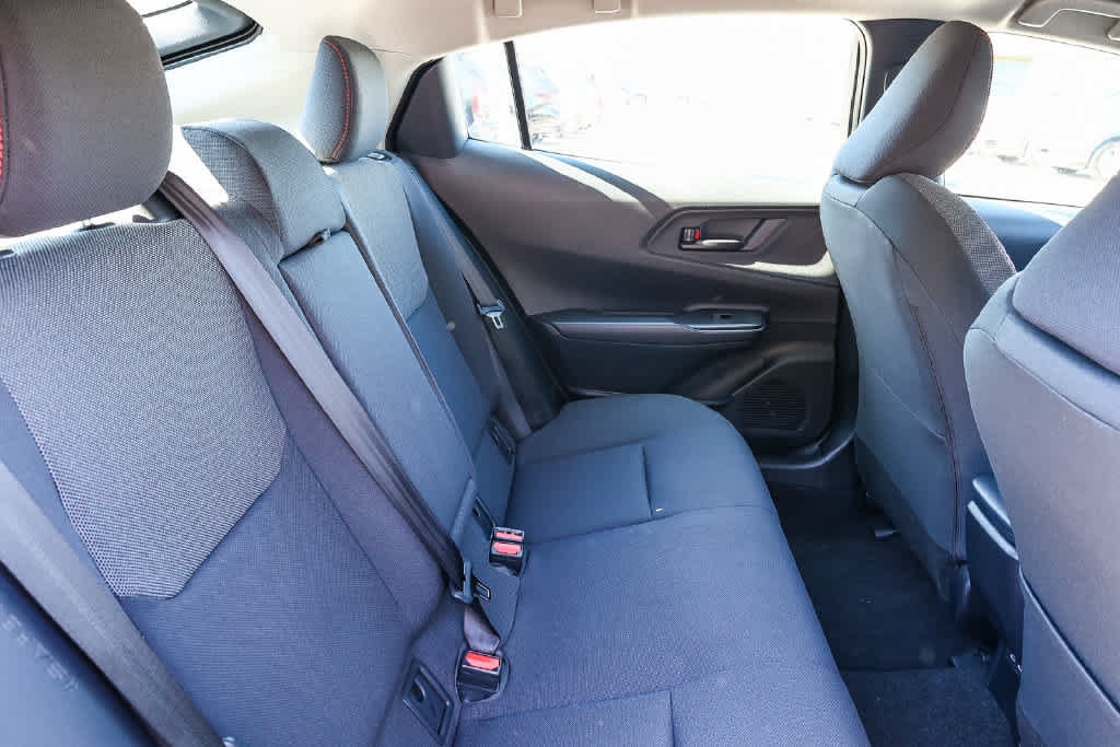 New 2027 Toyota Prius Plug-In Hybrid FWD image 19