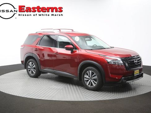 Used 2023 Nissan Pathfinder SL w/ Lighting Package (N92) AWD/4WD image 44