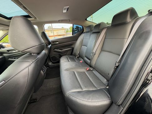 Used 2024 Nissan Altima 2.5 SL FWD image 24