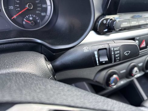 Used 2023 Kia Forte LXS w/ LXS Technology Package image 23