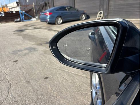 Used 2017 Volkswagen Golf Wolfsburg Edition image 16