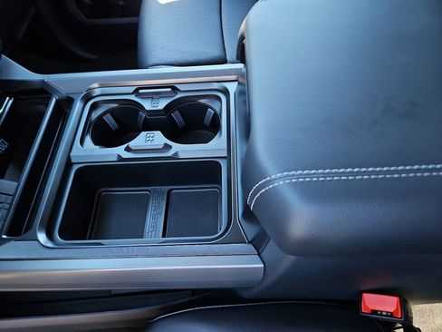 New 2026 Ford F250 Lariat w/ Lariat Ultimate Package image 28