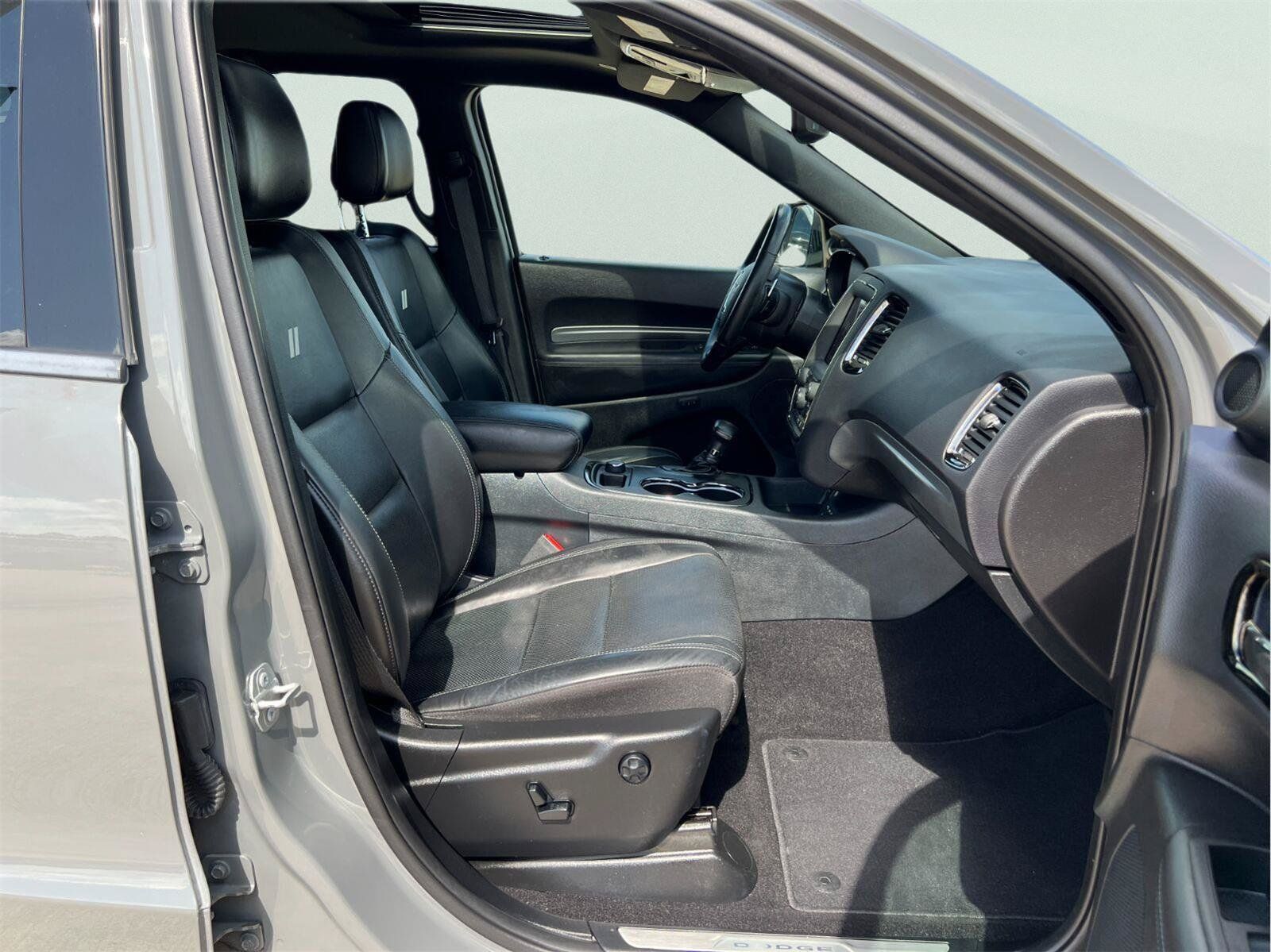 Used 2020 Dodge Durango R/T w/ Blacktop Package AWD/4WD image 23
