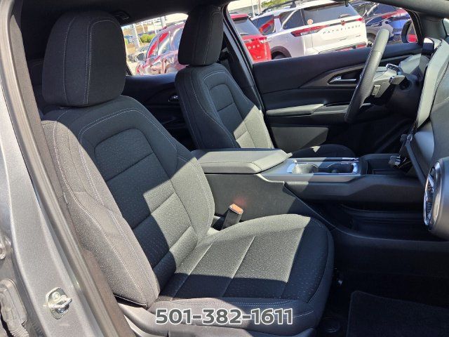 Used 2025 Chevrolet Equinox EV LT FWD image 18