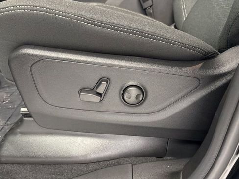 New 2026 RAM 1500 Big Horn AWD/4WD image 15