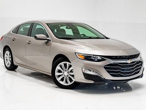 Used 2023 Chevrolet Malibu LT w/ Driver Confidence Package FWD image 6