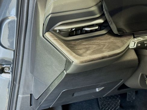 New 2025 Audi Q5 Premium image 10