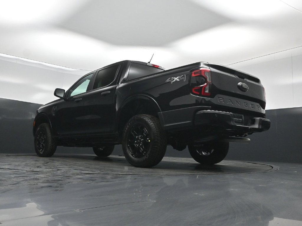 New 2026 Ford Ranger XLT w/ Black Appearance Package AWD/4WD image 46